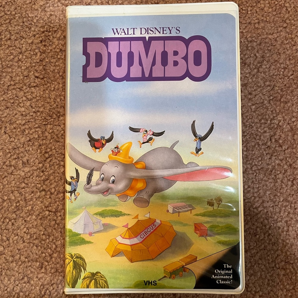 Walt Disney 1987 Vintage Rare VHS Dumbo Clamshell Black Diamond Classics